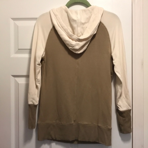 Evy’s Tree Sharon - Picture 3 of 3